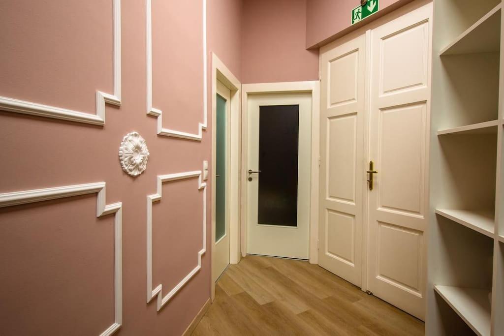 Apartment Luxuryloft - Direct Access To Shopping Street, U3 Station And Christmas Markets Wien